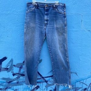 Vintage Wrangler 90’s jeans, waist 35, inseam 26.5, rise 13”, #13MWZPW